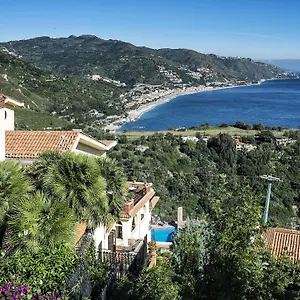 4* Hotel Sirius
